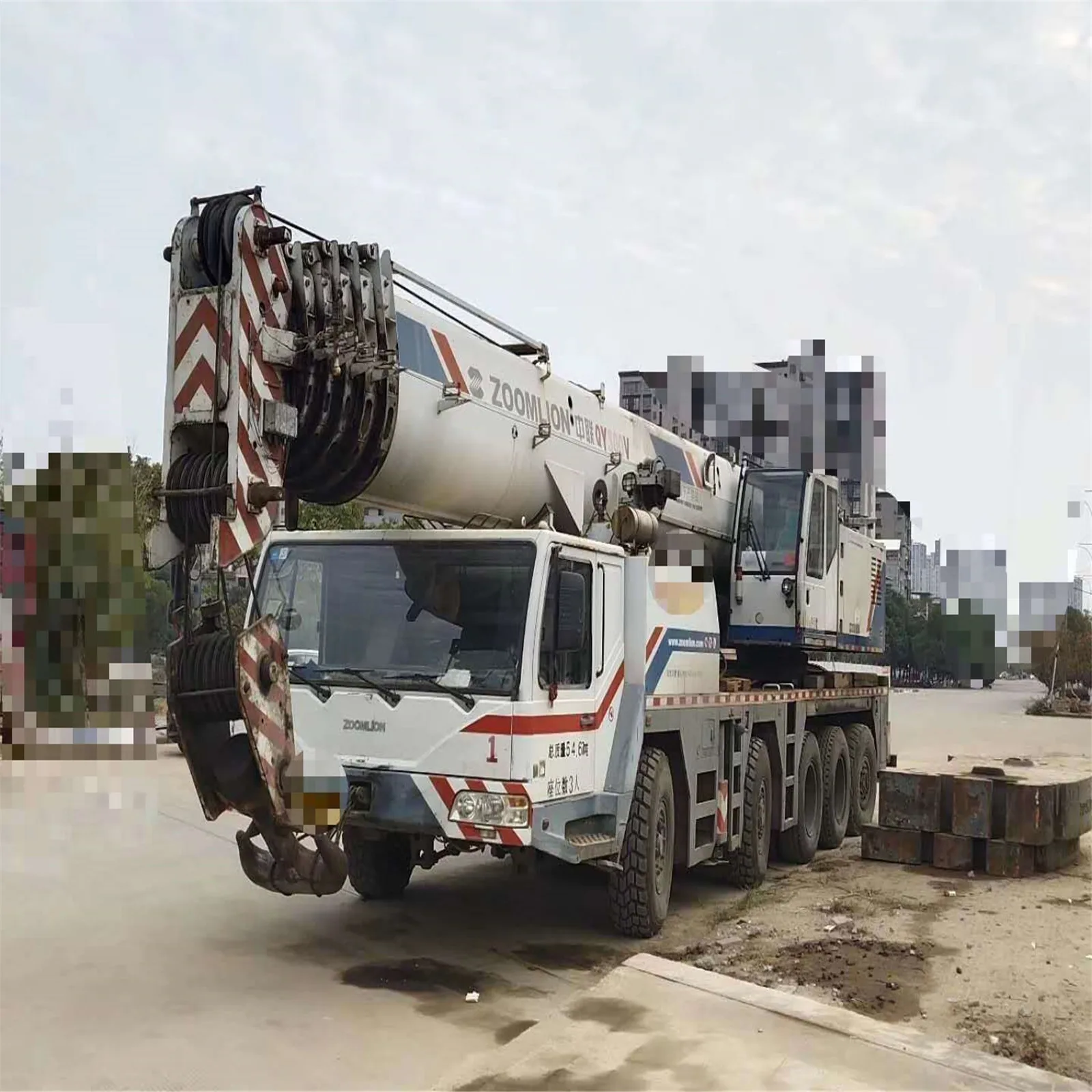 Good Price Used Zoomlion QY1300V 130 ton Hydraulic Truck Crane, Made in China Zoomlion 20 ton 25 ton 50 ton Mobile Truck Crane