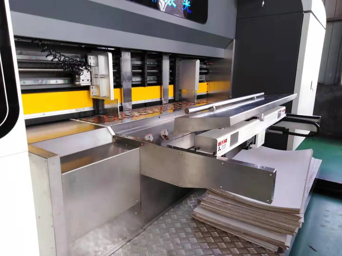 Colourful box corrugated carton paper box flexo printing machine
