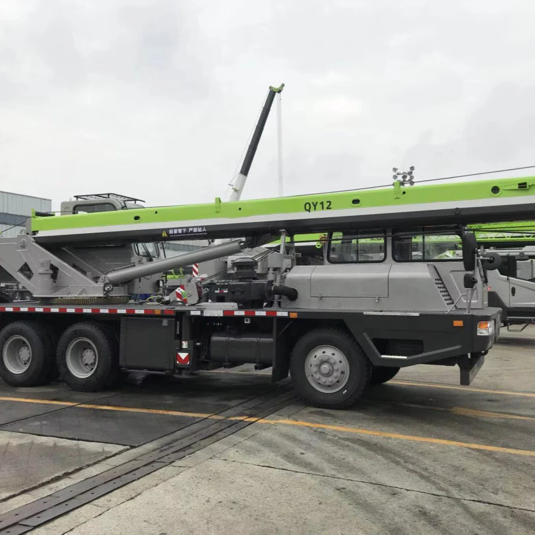 Mini Truck Cranes 16 ton hydraulic truck crane QY16V431R with low fuel consumption