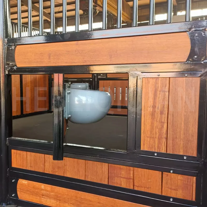 Welded Galvanized Mesh Pipe Reeds Cooperates Portable Horse Stable Door Panels