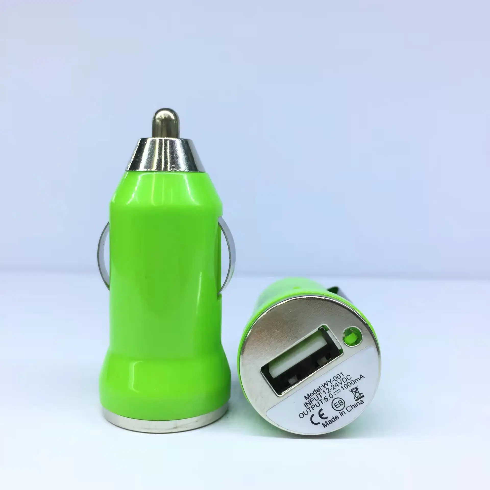 Amazon Explosive USB Interface Car Charger Car Mobile Phone Charger Mini Car Charger Support Wholesale