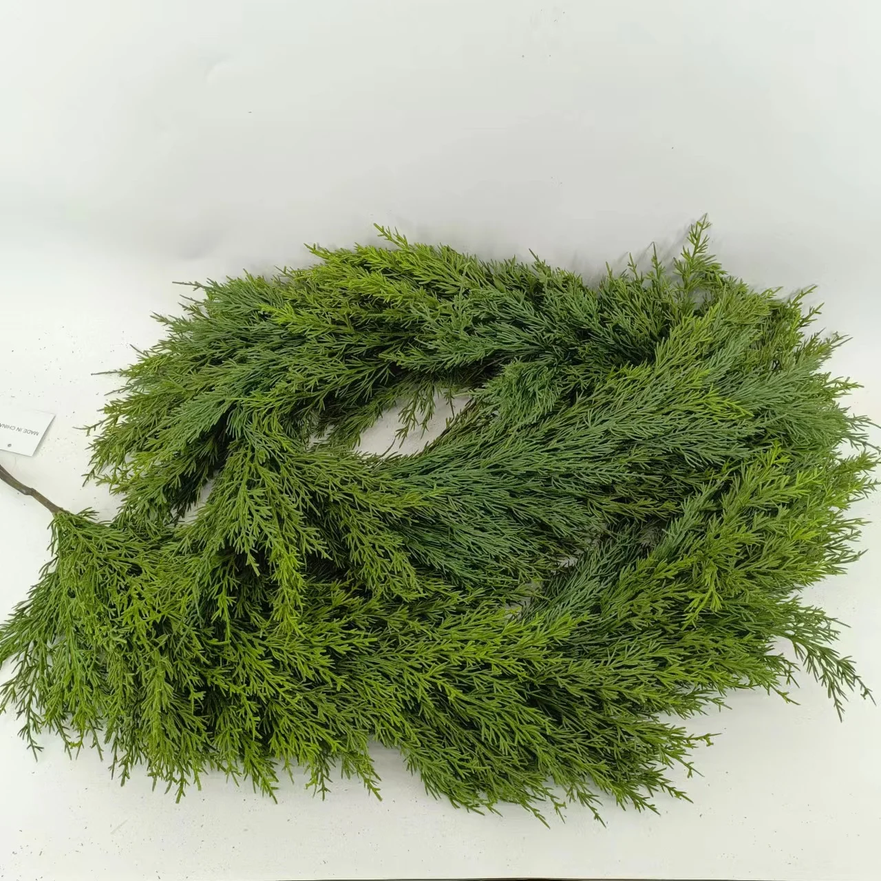 2024 Hot sale 1.9m cypress Garland leaves Home Decoration Indoor Hanging Cedar Artificial Plant Flower Garland