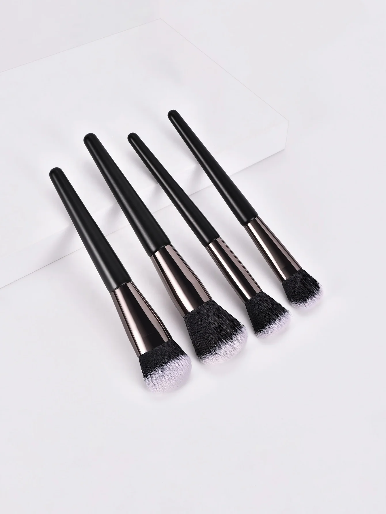 Custom logo 4pcs face foundation brushes set private label loose powder makeup cosmetics brush