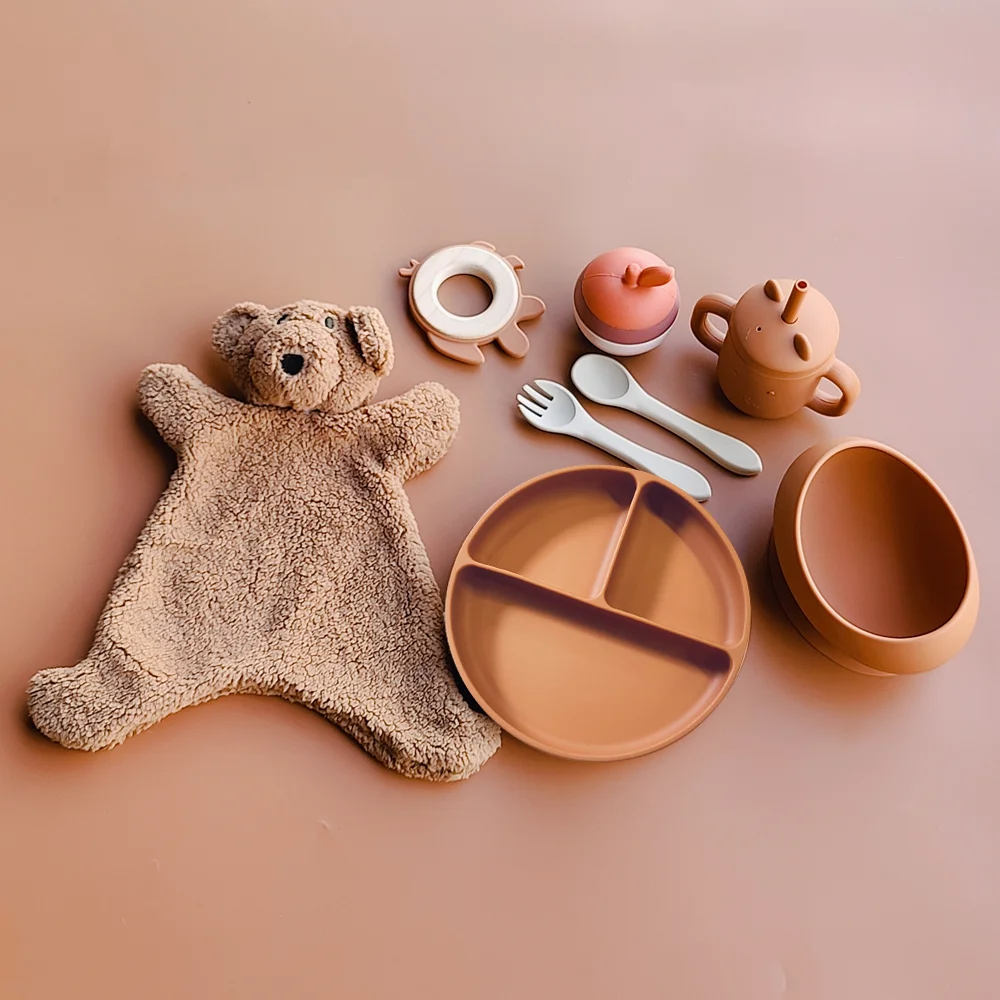 Оптовая продажа, набор тарелок из органического силикона, детский Прорезыватель для зубов, деревянные погремушки, браслет, кролик, удобный детский Набор подарочных коробок для новорожденных