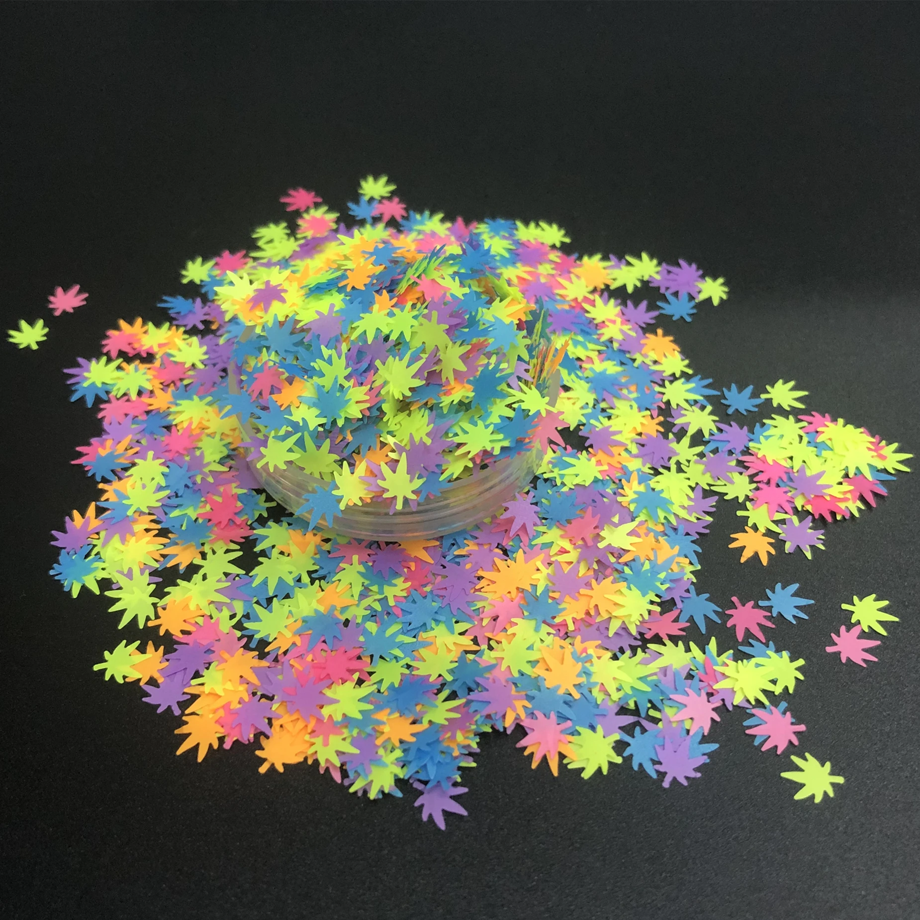 Christmas Shape Chunky Glitter Leaves Bulk Neon Leaf Glitter For Nails Tumblers