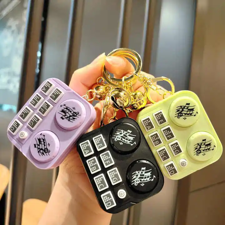 Mini Wind-Up Instrument Keychain Sound Button CD Player Small Gift New Keychain Pendant Bag Claw Machine Wholesale