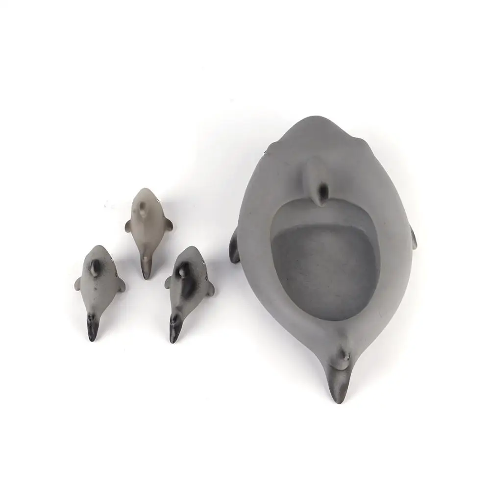 
Plastic floating baby bath toy waterproof shark shower kid bathtub toy 