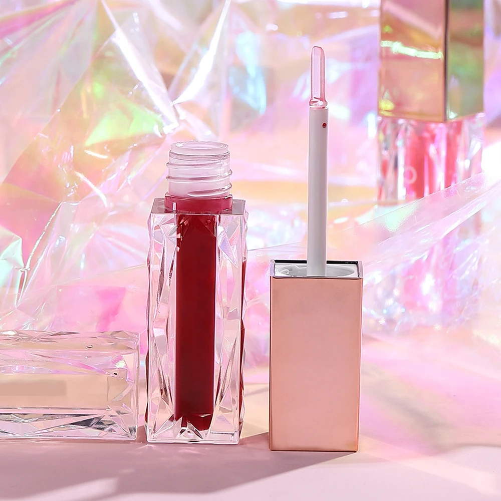 Long Lasting Moisturizing Brighten Lip Oil Smooth Glitter Texture Lip Gloss Wholesale Customization