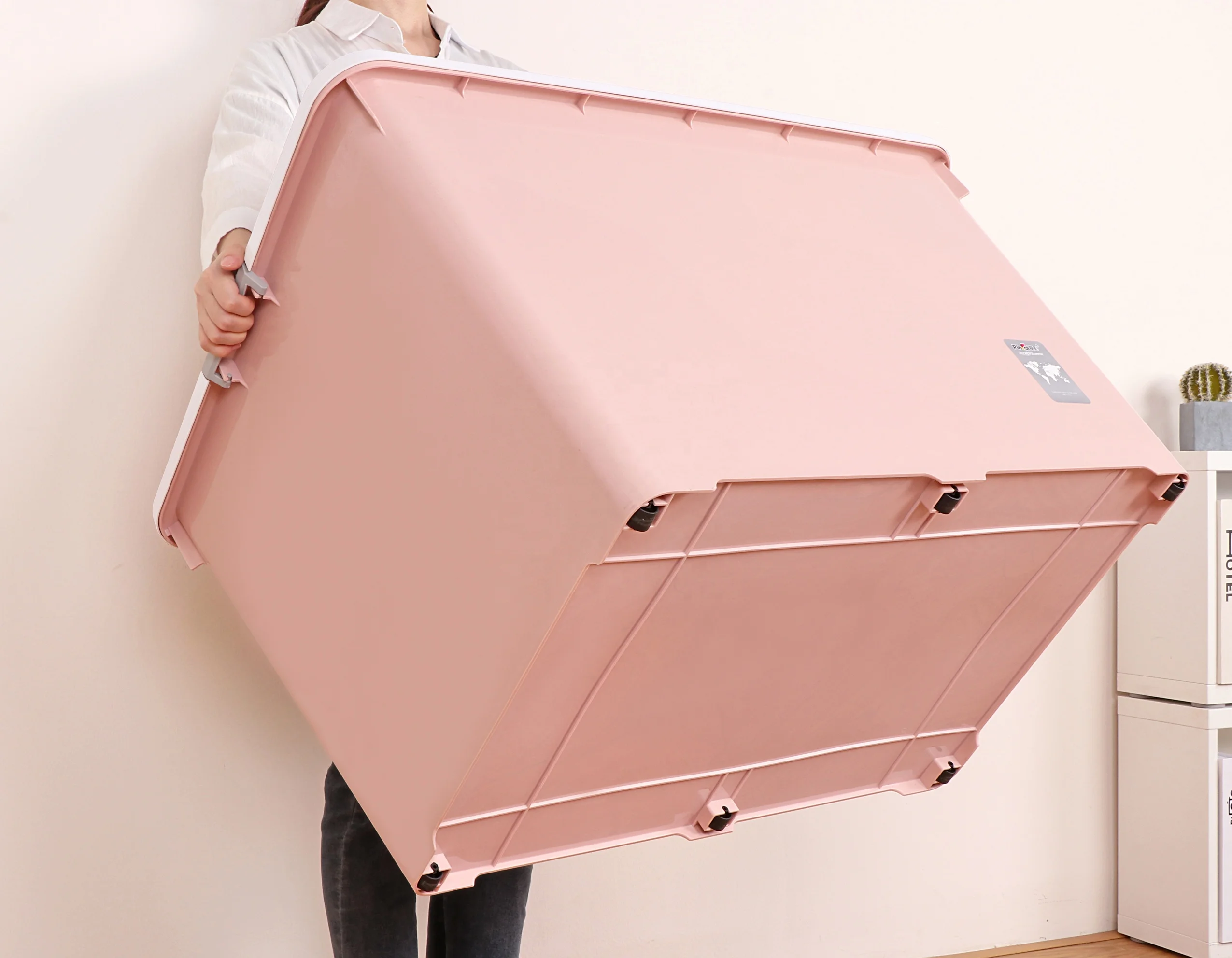 Large Capacity Multi-purpose Plastic Toy Storage Box Solid Color Storage Box with Wheels Organiser Storage Box