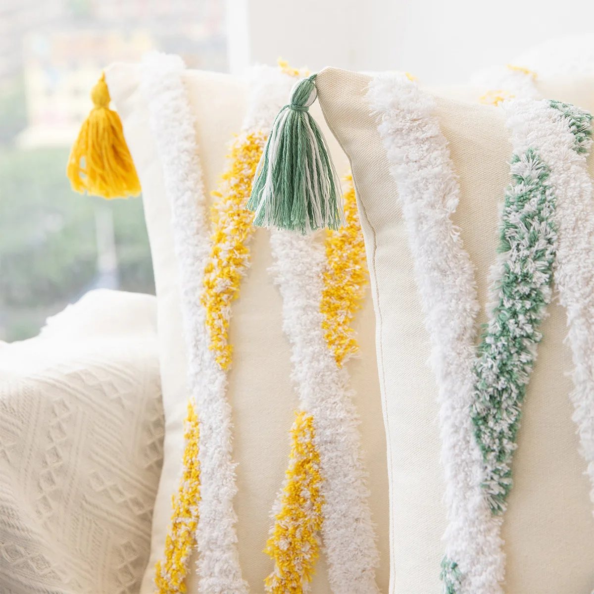 2023 Autumn Fall Gold Mustard collection factory supply wholesale customized 20*20 Boho pillow  Home decoration tufted pillows