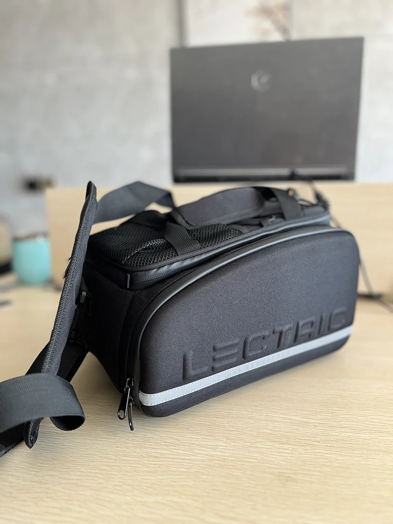 Free Sample Waterproof 20L 500D Pvc Cycle Bicycle Tail Trunk Seat Bag Travel Delivery Transport Mountain Rear Rack Bike Dry