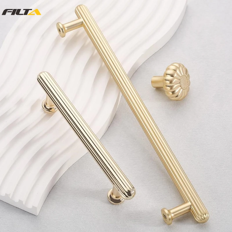 Wholesale T-shaped knurled Cabinet handle Brushed Brass Knurling Door Pull Handle and Flower Knob 3912