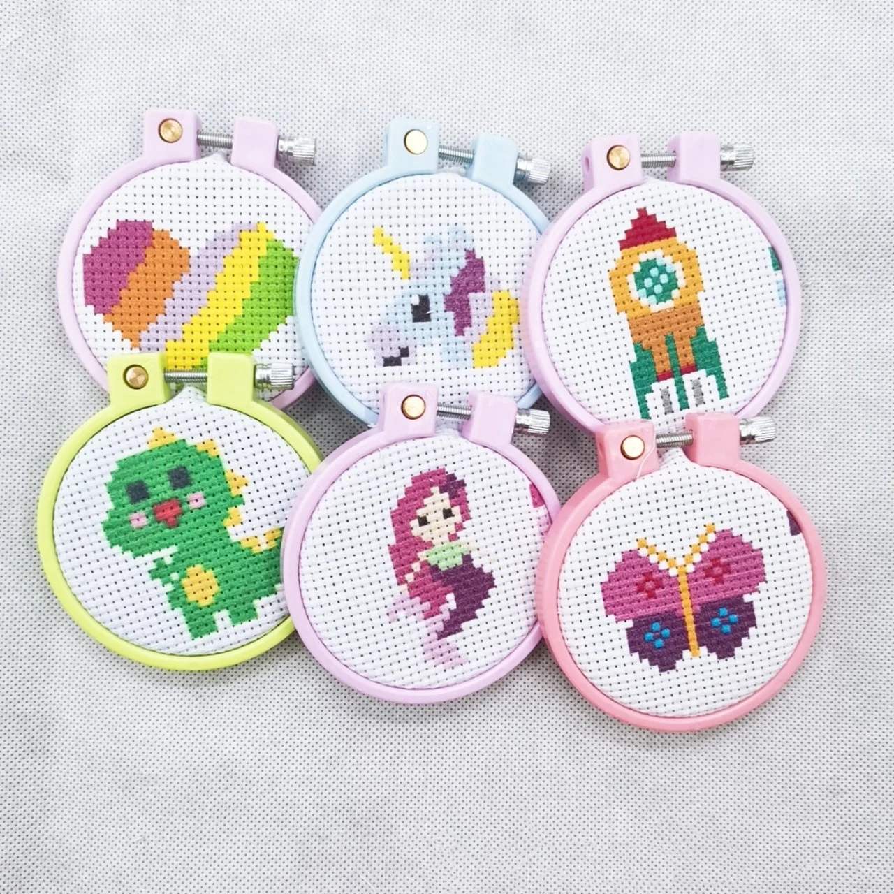 Embroidery Kit with Patterns and Instructions for Beginners Kids Cotton DIY Artificial Animal Cross Stitch Textile & Fabric