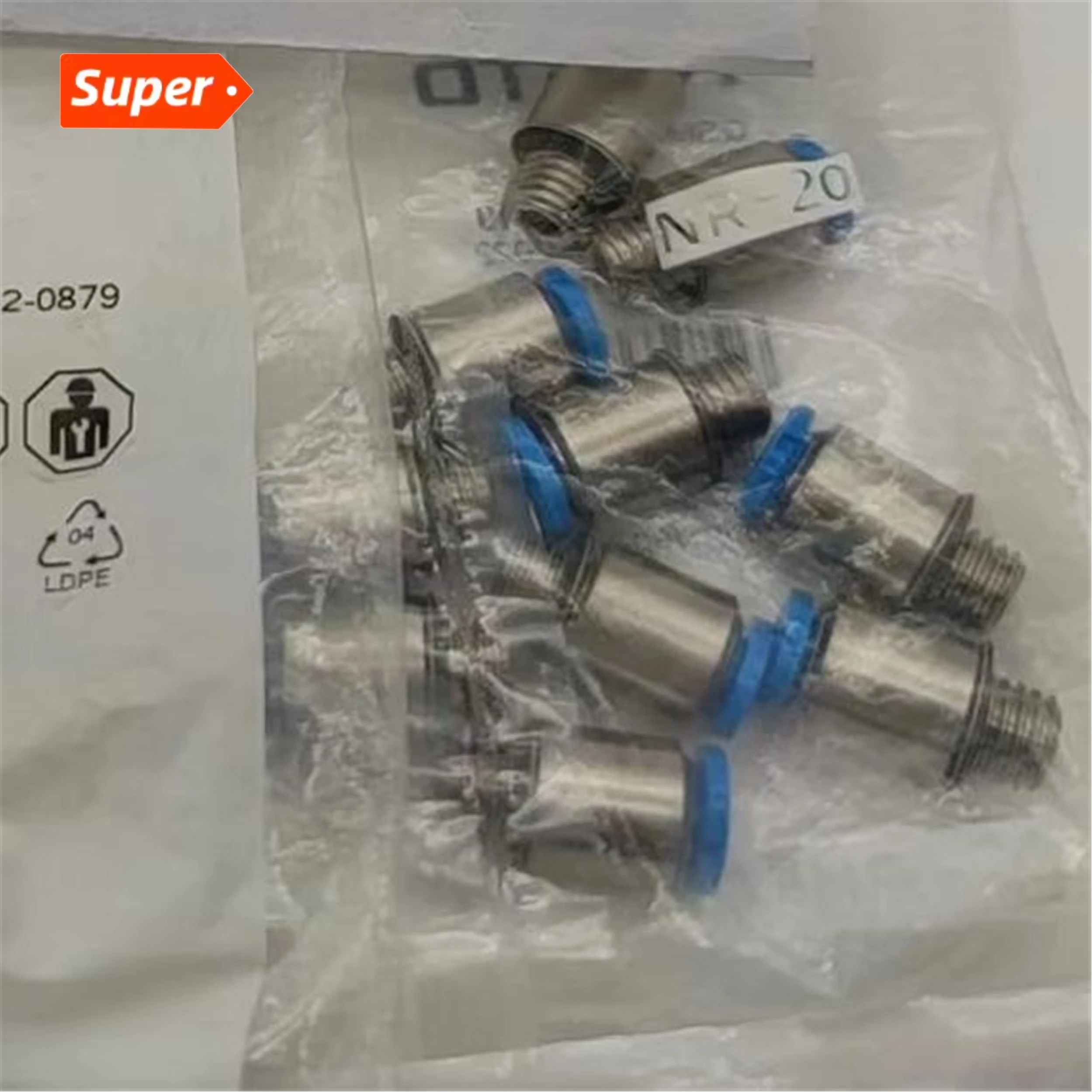 FESTOS толкание фитинга QSM-M7-4-I 153319 QSM-M7-6-I 153321 QSM