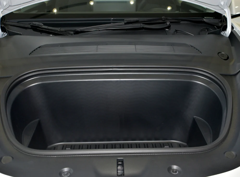 Pure Electric Car Tesla Model Y Model Y Design Is Safety First All-wheel Drive And Dual Motors