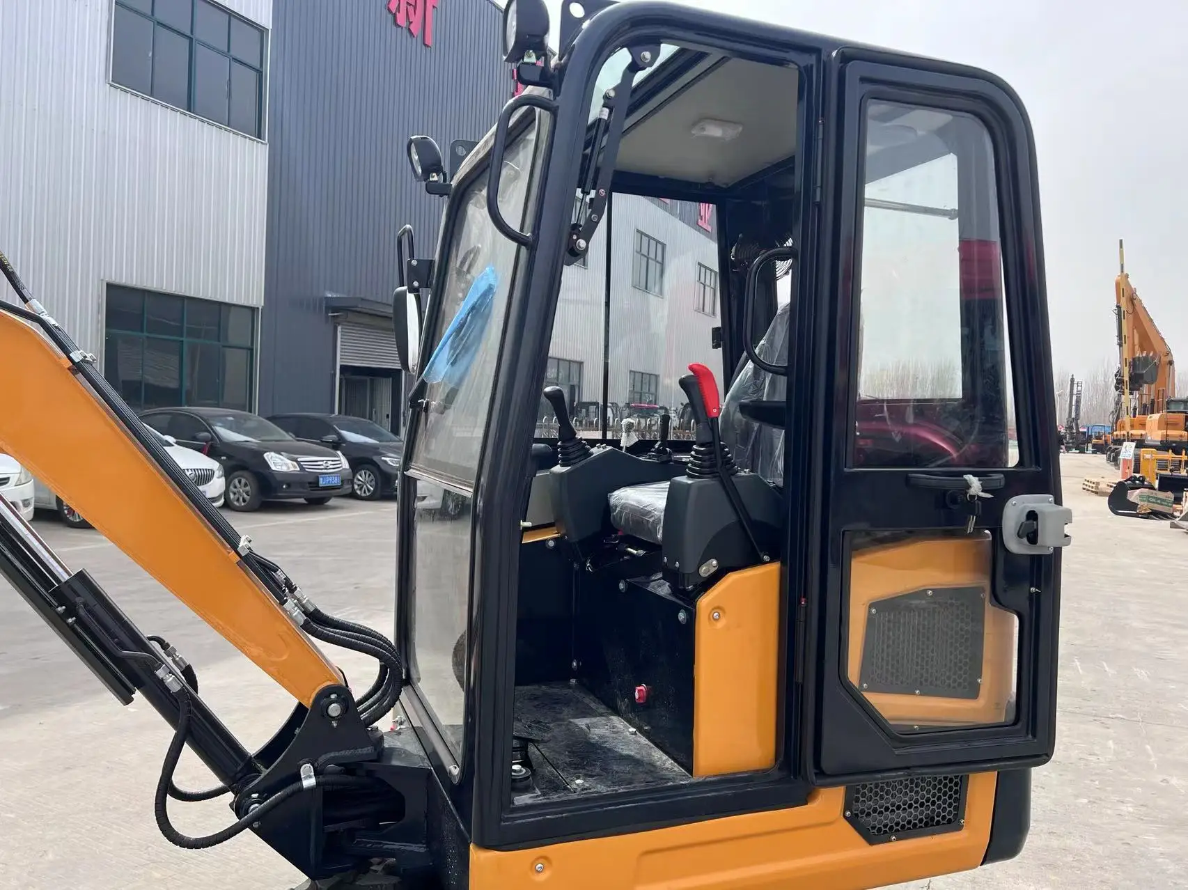 WOLF high quality new model WE18 mini excavator small digger for sale