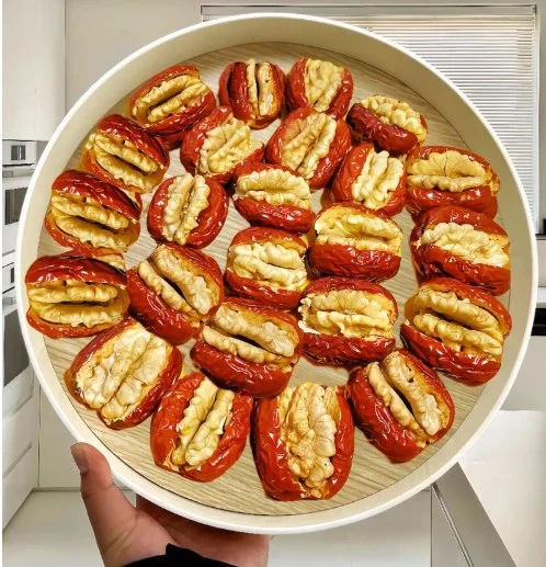 Wholesale Price High Quality Sweet Flavor Chinese Dried Read Date Jujube mixed with Walnuts Fruit Snack