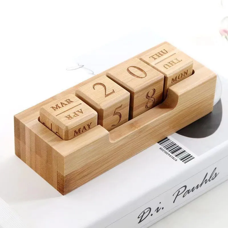 Custom Cheap Bamboo Wood Desk Calendar Stand Folk Art Style Painted Decoration