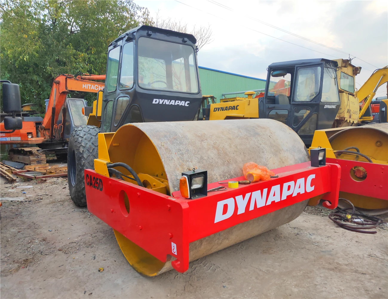 Подержанный ролик катушки Dynapac CA25D CA30D CA251D для продажи с хорошей производительностью и хорошим
