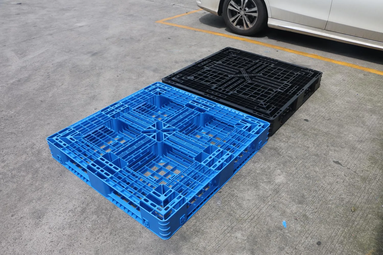 NEXARA Heavy Duty HDPE 1100*1100*150mm static load 4t 1111 Grid Field Euro Plastic Pallet For Transport