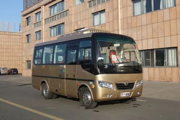 Полная информация Прямая поставка с завода Dongfeng 19 мест дизельный/Электрический/передний двигатель прочный туристический автобус для Африки плохой дороги