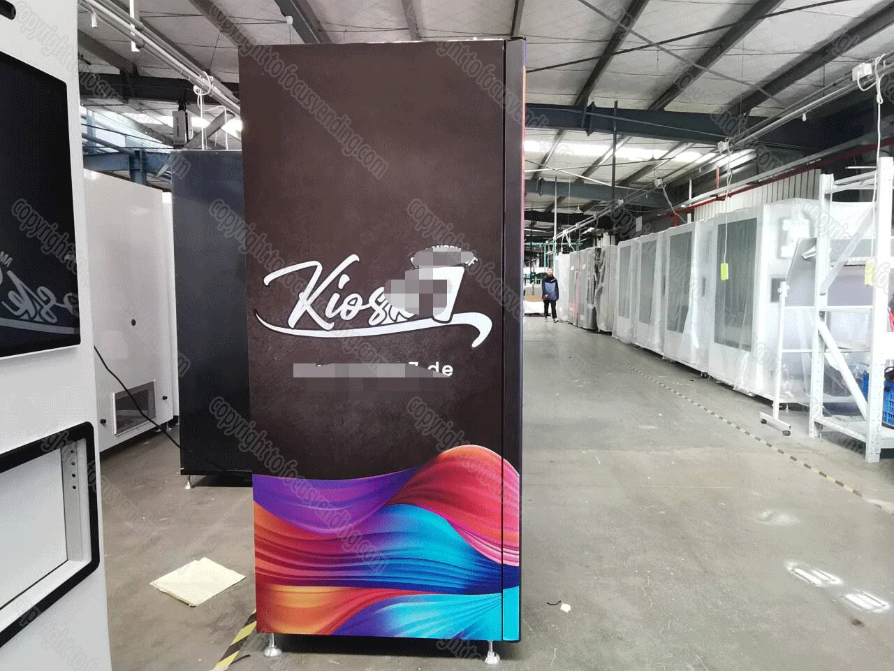 Anti-theft snack drinks combo vending machine automatic vending machine with QR code payment