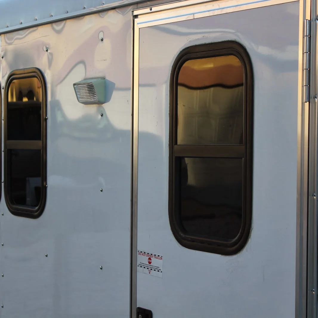 In Stock Wholesale Camper Caravan Vertical Sliding  Window Glass RV Window Camper Window For Horse Trailer