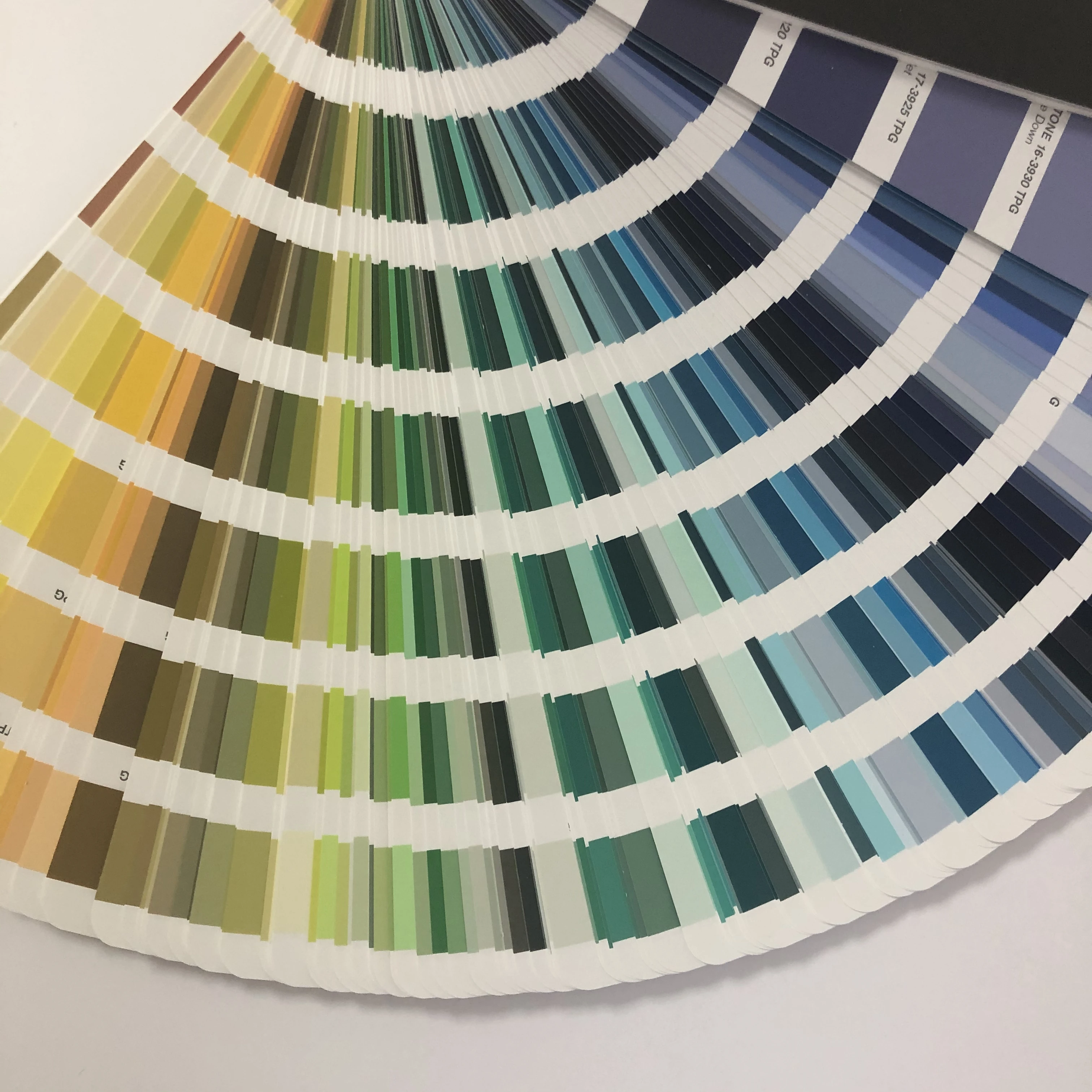 10SR/L ring spun eco-friendly recycled orange viscose regular  dyed color yarn for knitting