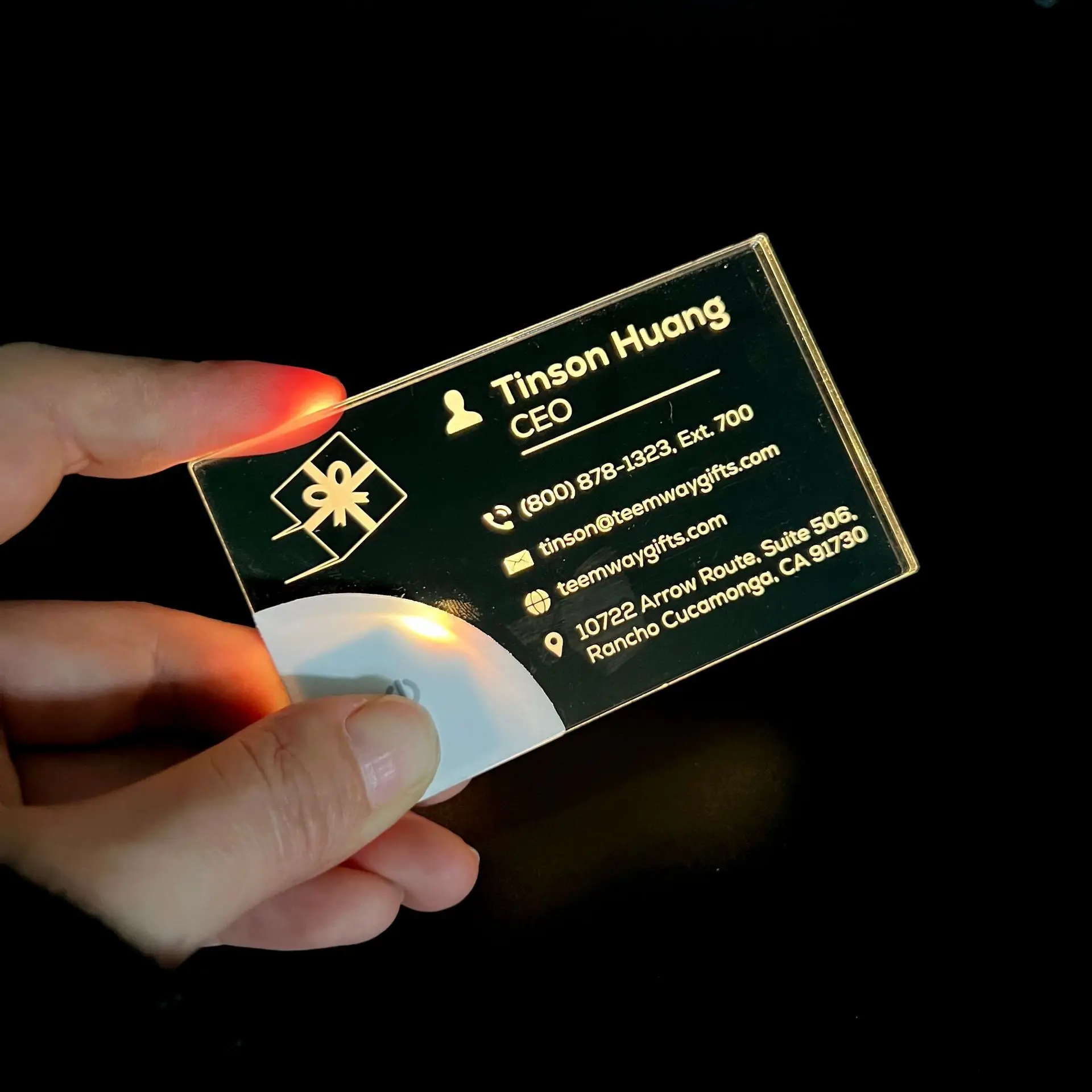 NEW 2024 Luxury LED Acrylic Business Card Custom Business Cards Design Printing Laser Engrave Unique Light up Business Card