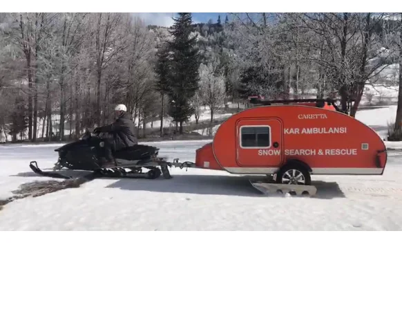 Famous Luxury Motorhomes Camping Caravan Trailer Trck for Sale China Max Black Red White Travel