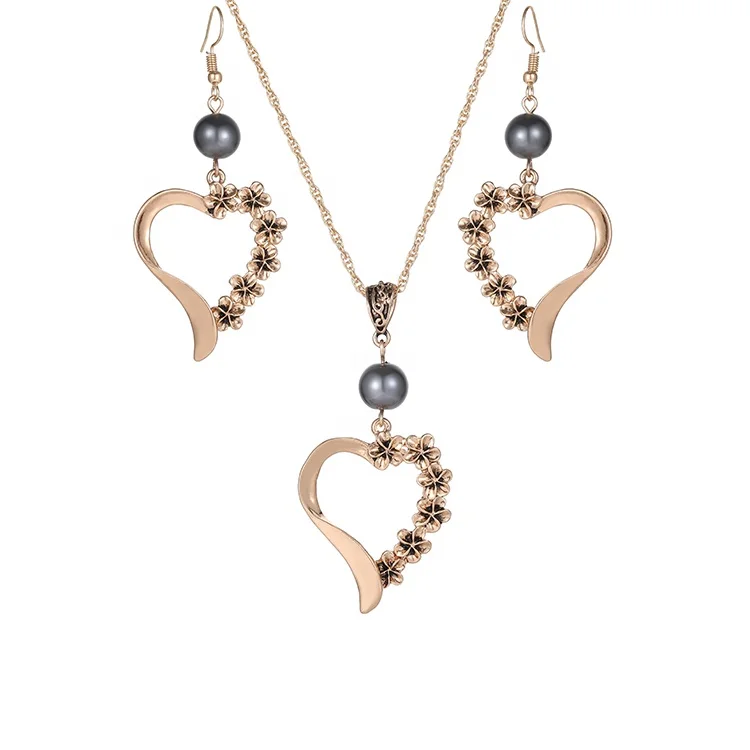 Alloy Pearl Golden Heart-shaped Woman Necklace Set Jewelry Hawaii Earring Necklace
