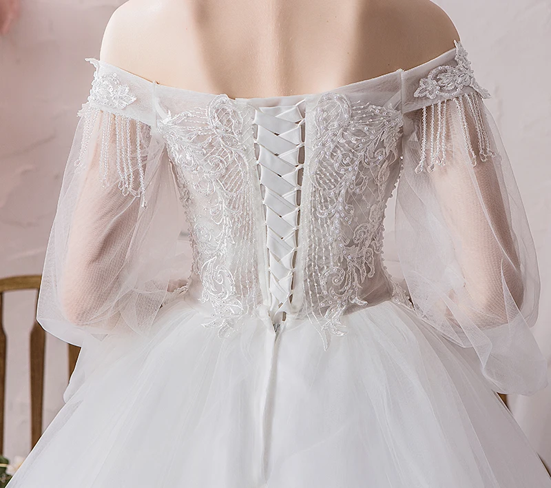 2019 Latest Popular Flat Shoulders Embroidery Pearl Beaded Princess Wedding Gown with Medium Puffy Sleeve