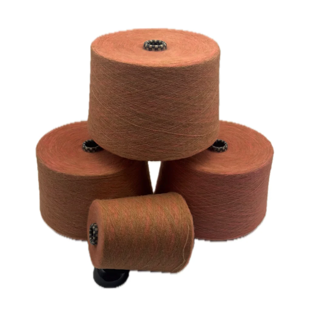 Extreme Durability Spring/Autumn 50% Wool Blended Worsted Yarn For Hand Knitting