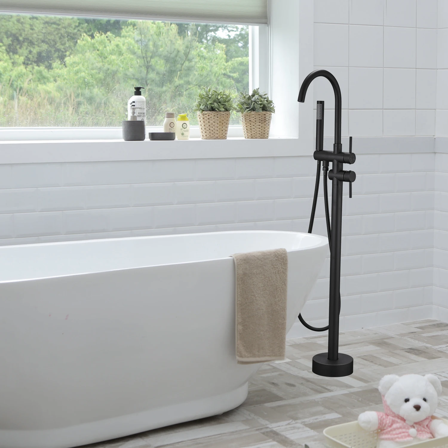 FLG Luxury Bath floor mounted style Black Floor Standing Bathroom Bathtub Faucet