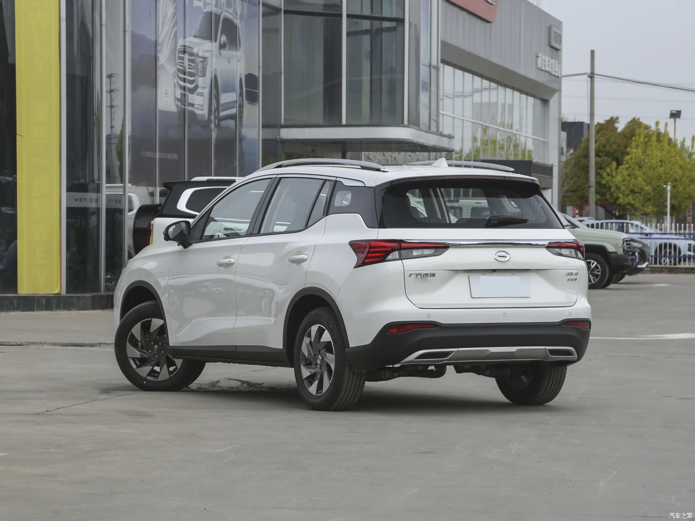 High Quality SUV Factory Wholesale Gac Trumpchi Gs4 Gasoline New Suv Car Best Cheap Car Luxury SUV Gasoline Car