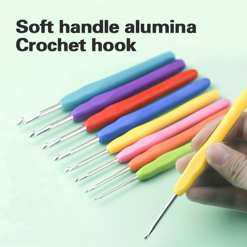 Hot Sale 2.0-10.0 mm Colorful Soft Handle Crochet Hooks Knitting Needles For Yarn Needlework