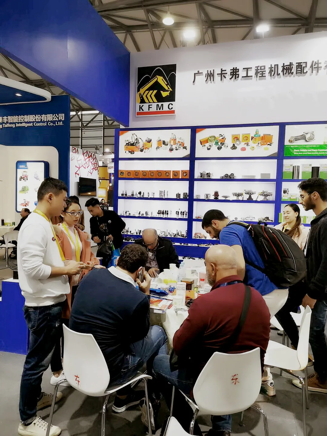 New Belt Tensioner 3100118 3102433 3104027 For Qsx15 Engine