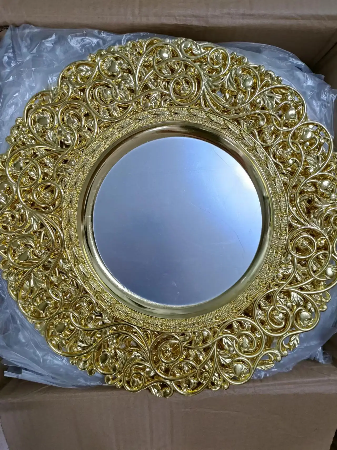 2023 new luxury round 37cm  decorative mirror underplate wide gold silver rim wedding dinner charger plates