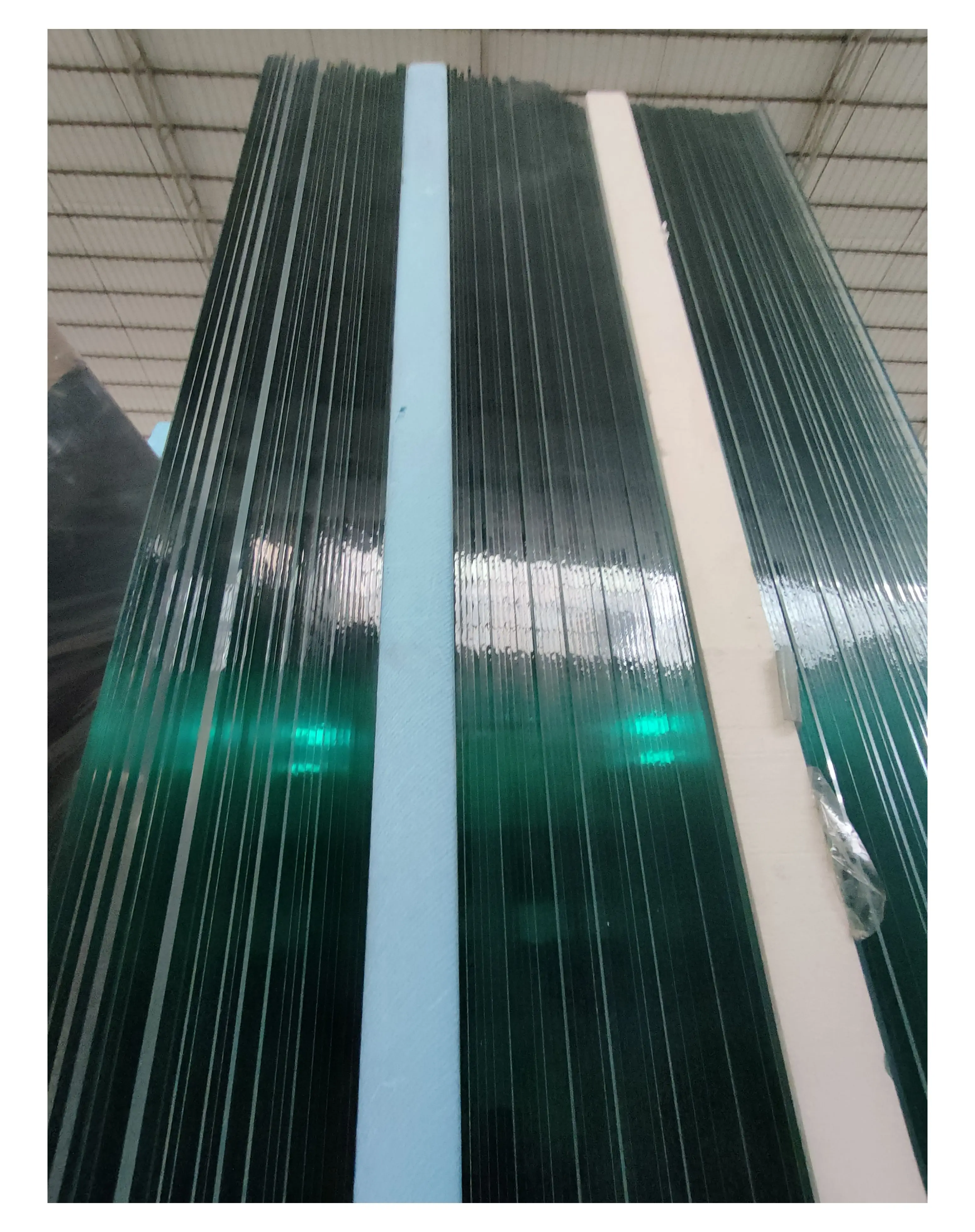 Wholesale Super Clear Float Glass Sheets 4mm Premium Float Glass for Display Purposes