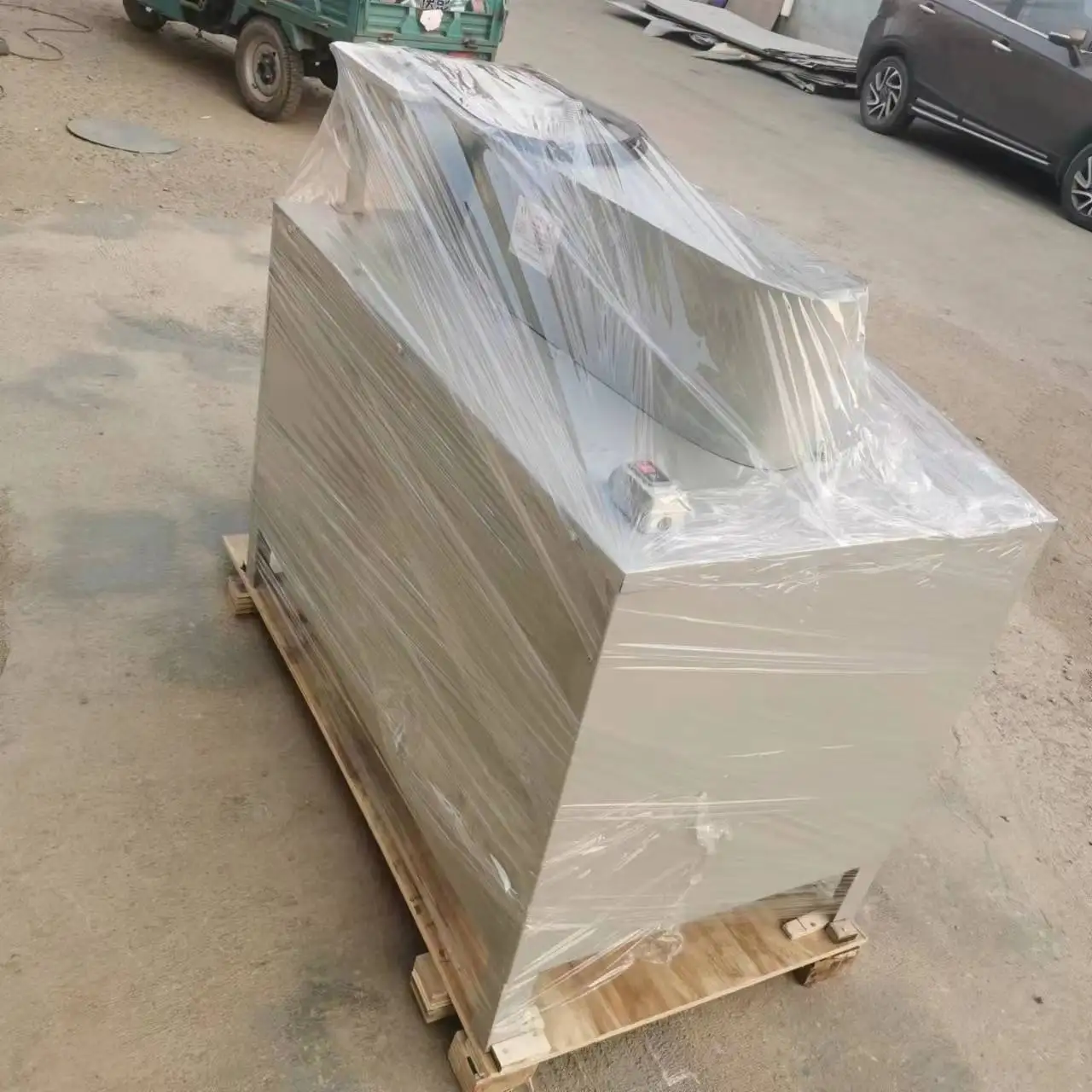 Multi Functional Walnut Cracker Machine for Walnut Hazelnut Macadamia Nut Shelling with CE Certification