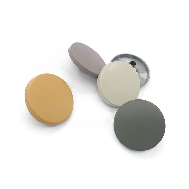 
Factory Sales high quality flat custom zinc alloy color Spray paint metal button snap for clothing 