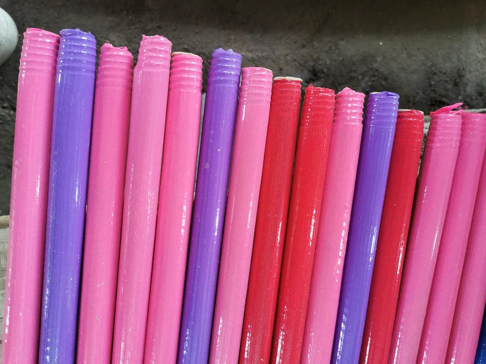 Soft Sweeping Bristle Broom Brush And Dustpans With Wooden Handle Broom Hot Selling Middle East Countries