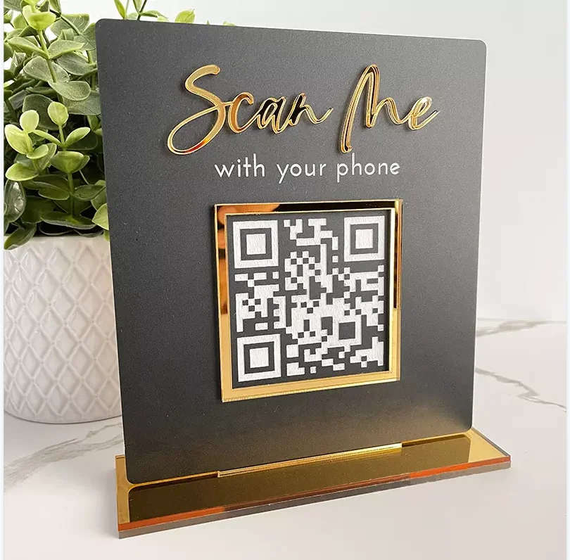 Customize Tabletop Acrylic or wooden Facebook Ins Plaque Gold Qr Code Beauty Sign Business Social Media Sign With Stand