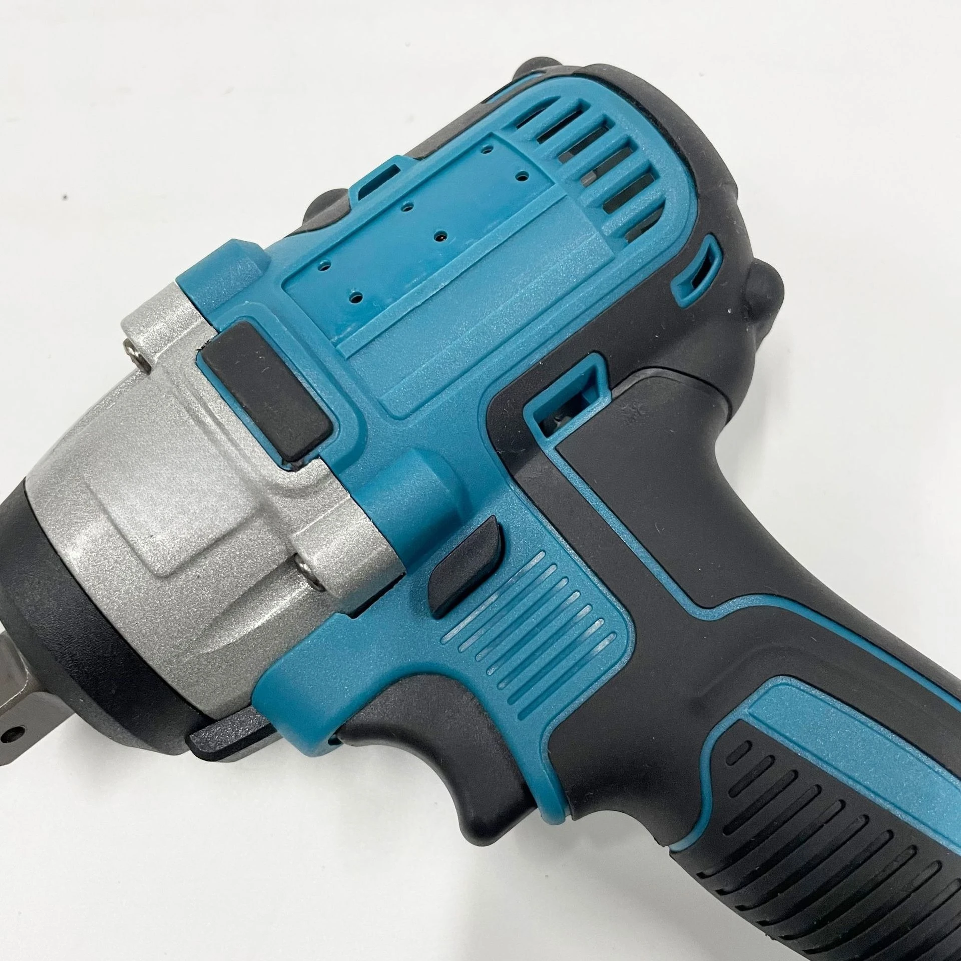 Big Tree Wholesale High Performance 320Nm Automotive Repair Customized Lithium Tool Cordless Impact Driver Electric Power Wrench