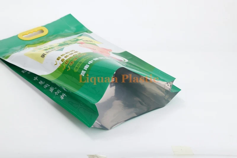 
High end anti penetration animal pet food pouch poly feed bags 