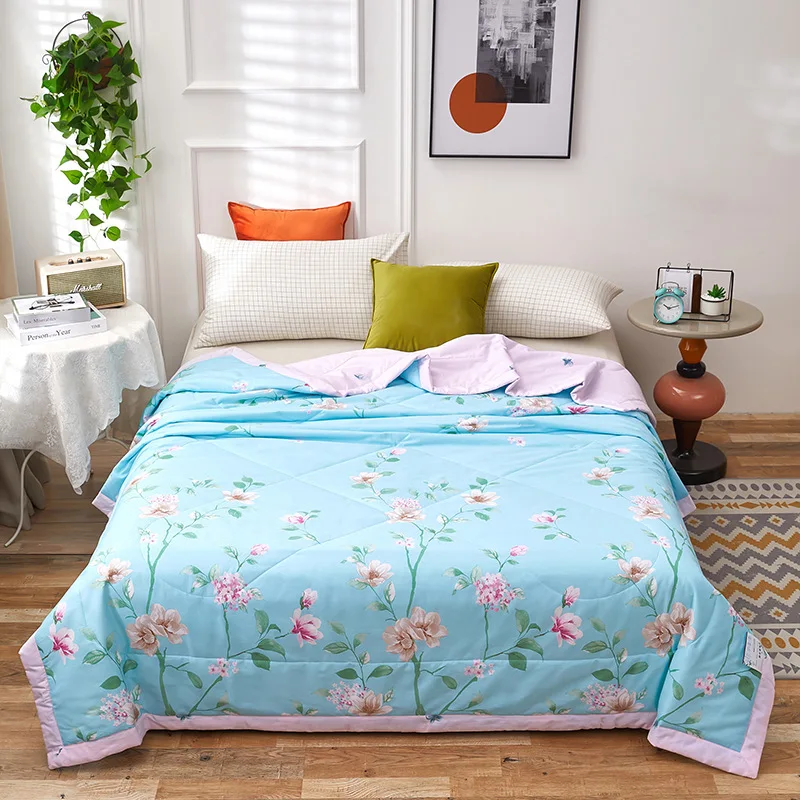 Wholesale Custom Luxury Printed Microfiber Cotton Cooling Fiber Quilt Quilts Floral Bedspreads Bedspread Sets For Summer Home