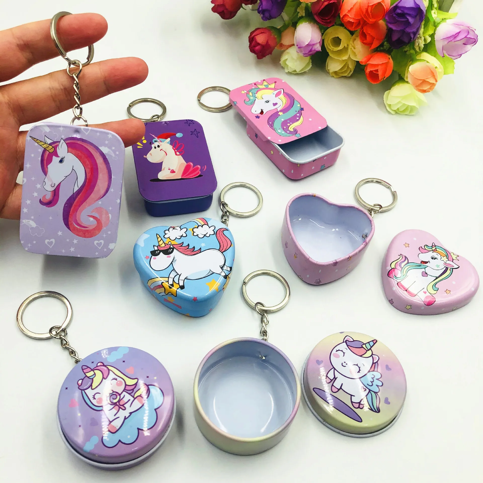 Cross-border tinplate small box heart long round box zero wallet new pendant creative keychain