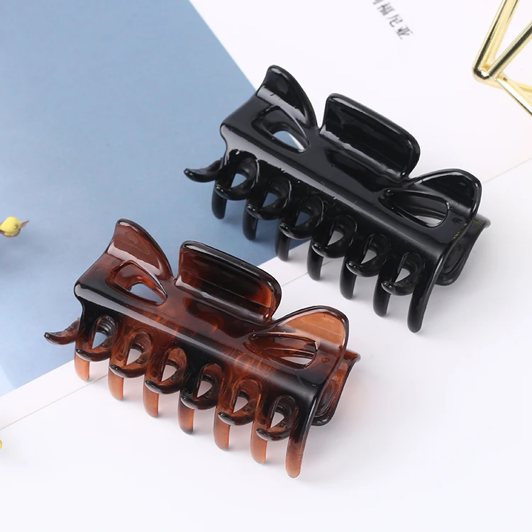 wholesale 2021 Korean Women non slip Hair Accessories median size strange hand clip 6CM No slip hair claw