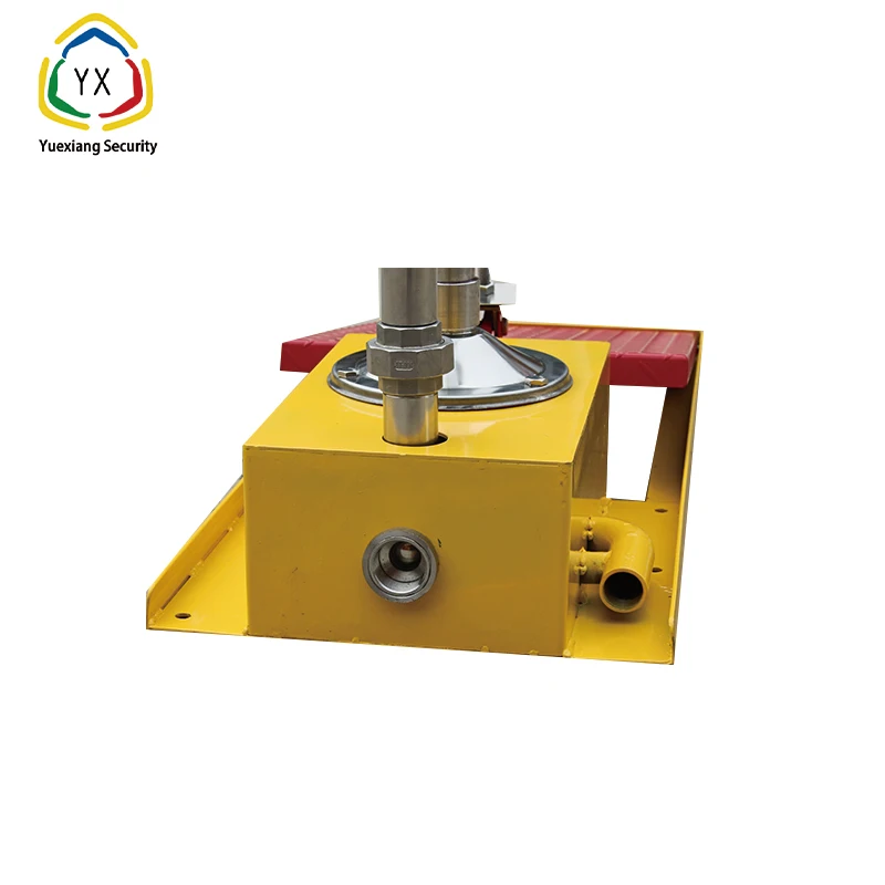 Foot Control Anti-chemical combination emergency foot pedal eye wash shower station factory outlet