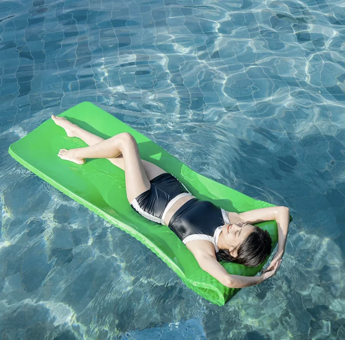 Blue Full Size Lake NBR Floating Table Mat Lounge Closed Cell Foam Pool Float with Egg Shell Texture